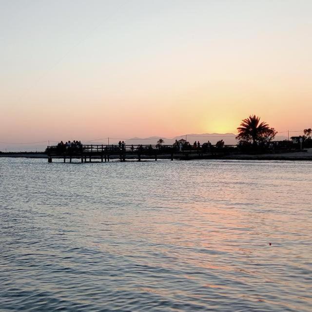 Vacaciones En Playa Del Tamarit Apartment Санта Пола Екстериор снимка